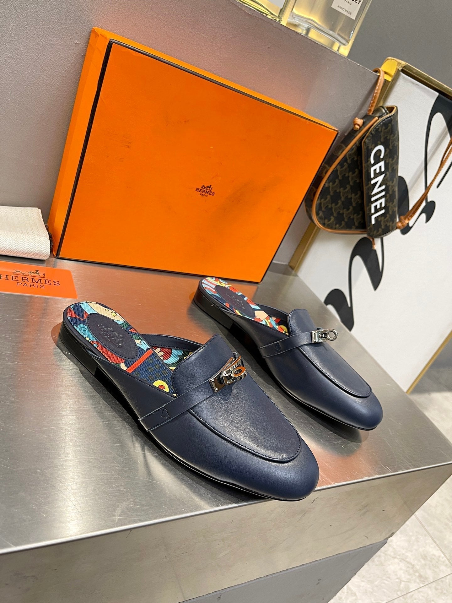 HERMES 0Z MULE INDIGO CALFSKIN WITH PATTERN