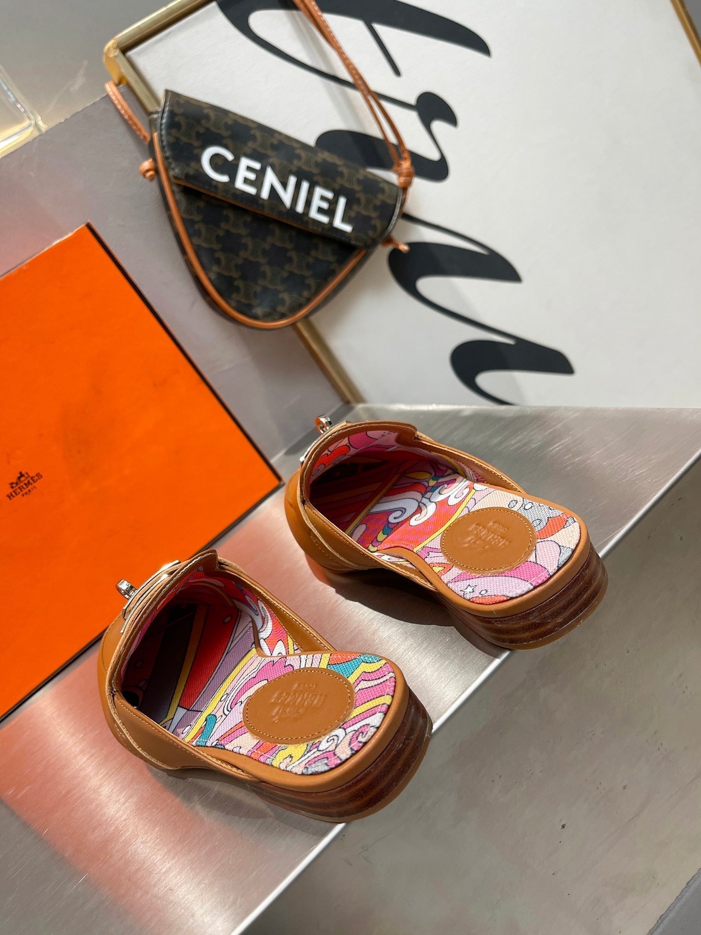 HERMES 0Z MULE CARAMEL CALFSKIN WITH PATTERN