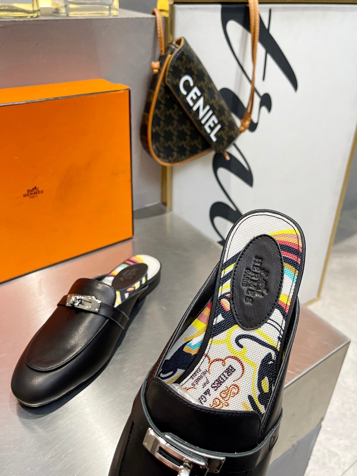 HERMES 0Z MULE BLACK CALFSKIN WITH PATTERN