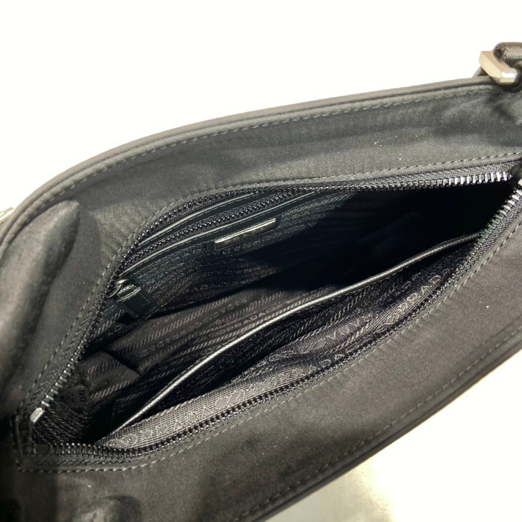 PRADA SQUARE BAG 28 IN BLACK RE-NYLON AND SAFFIANO LEATHER TRIM