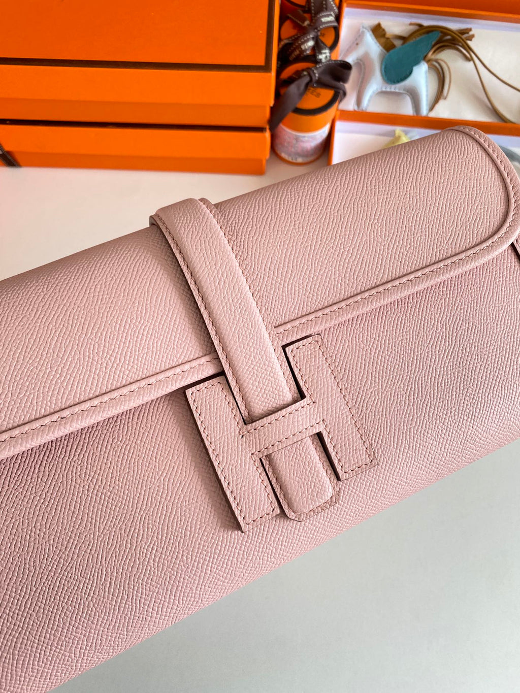 HERMES JIGE ELAN 29 CLUTCH IN CREPE PINK CALFSKIN