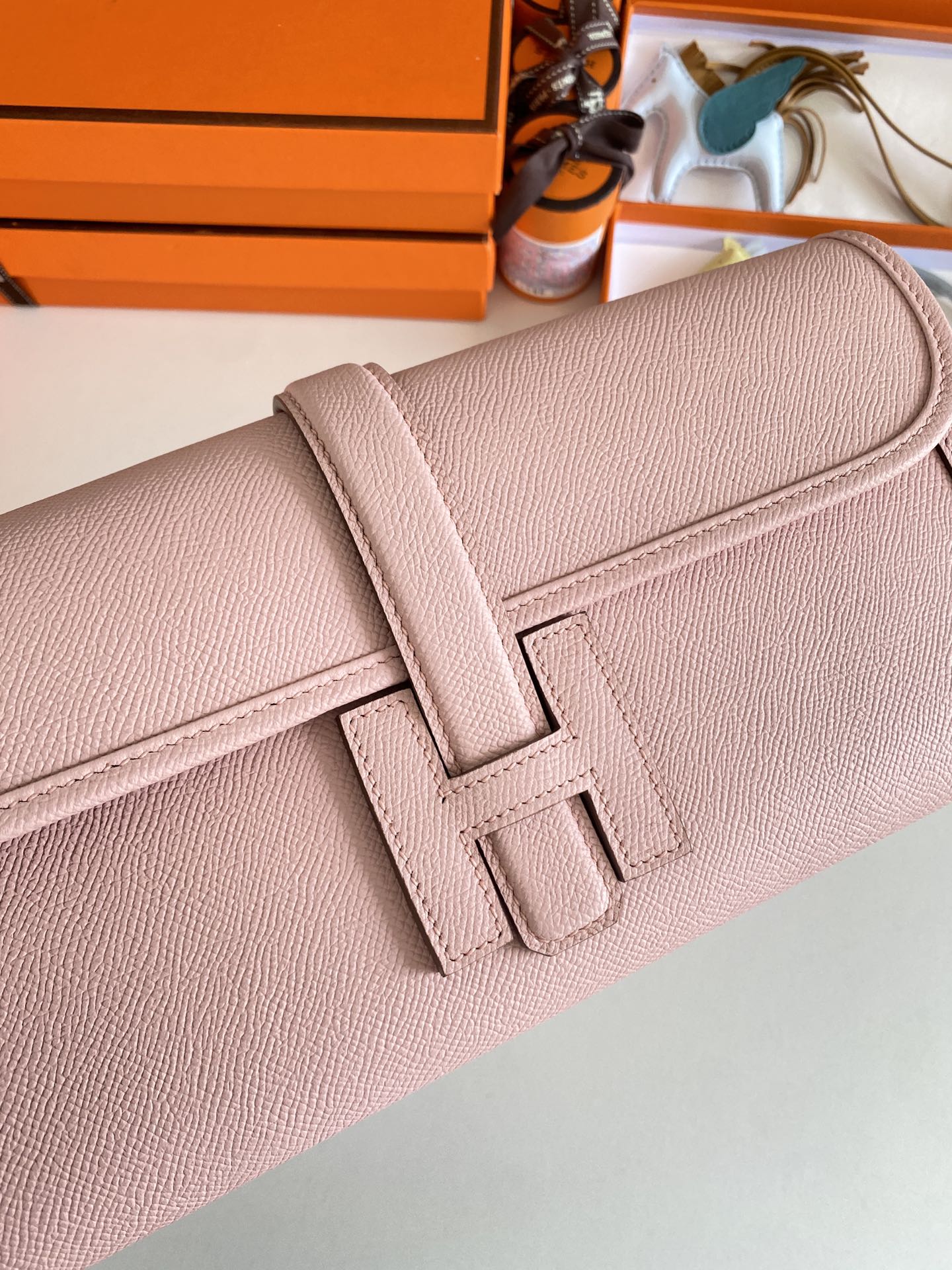 HERMES JIGE ELAN 29 CLUTCH IN CREPE PINK CALFSKIN