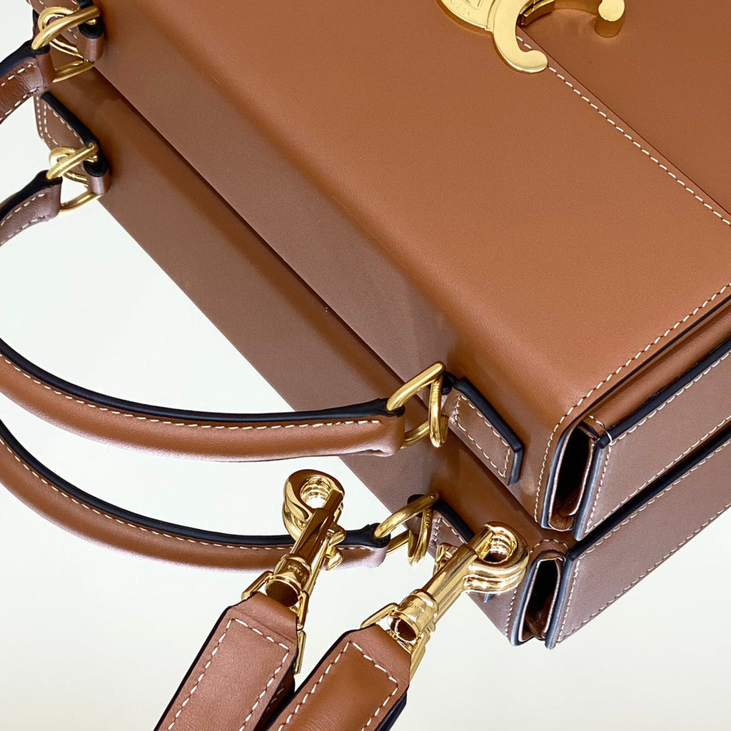 CELINE BOX TRIOMPHE 22 TAN NATURAL CALFSKIN