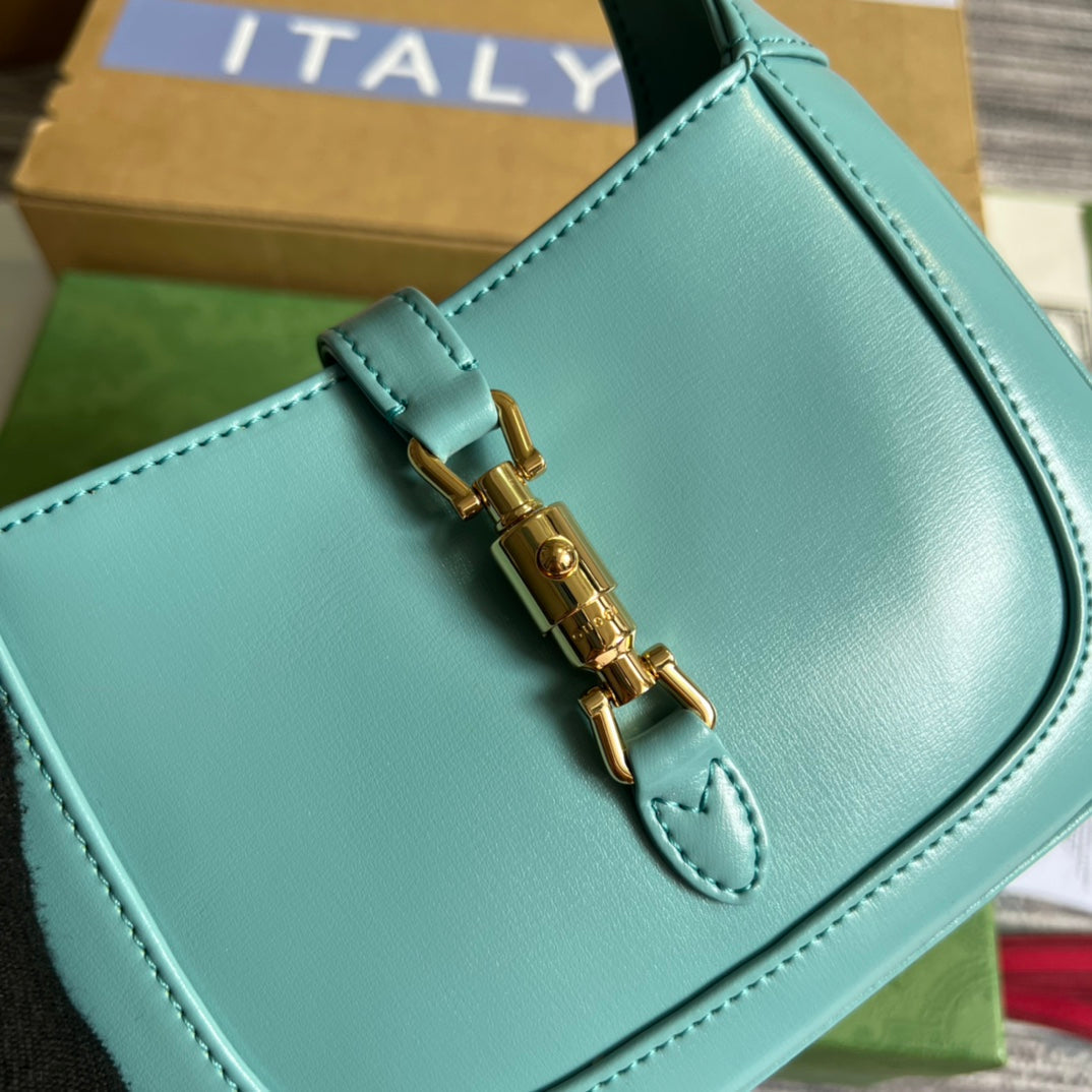 GUCCI JACKIE MINI 19 SHOULDER BAG IN PASTEL BLUE CALFSKIN