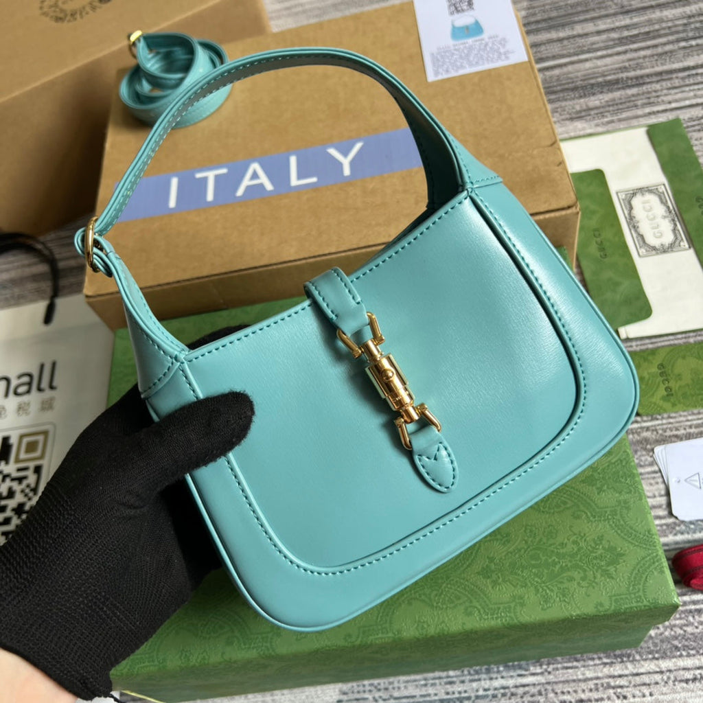 GUCCI JACKIE MINI 19 SHOULDER BAG IN PASTEL BLUE CALFSKIN