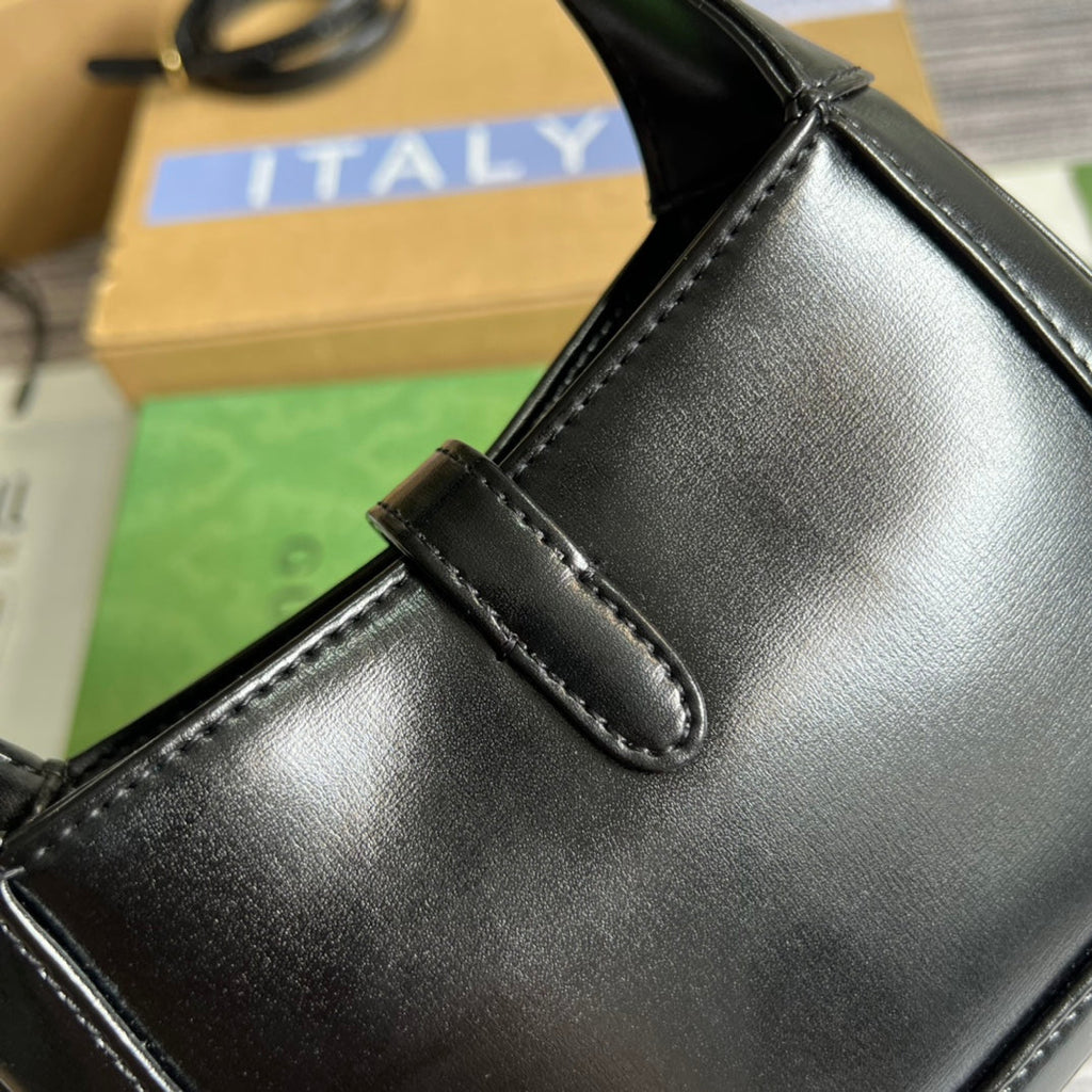 GUCCI JACKIE MINI 19 SHOULDER BAG IN BLACK CALFSKIN