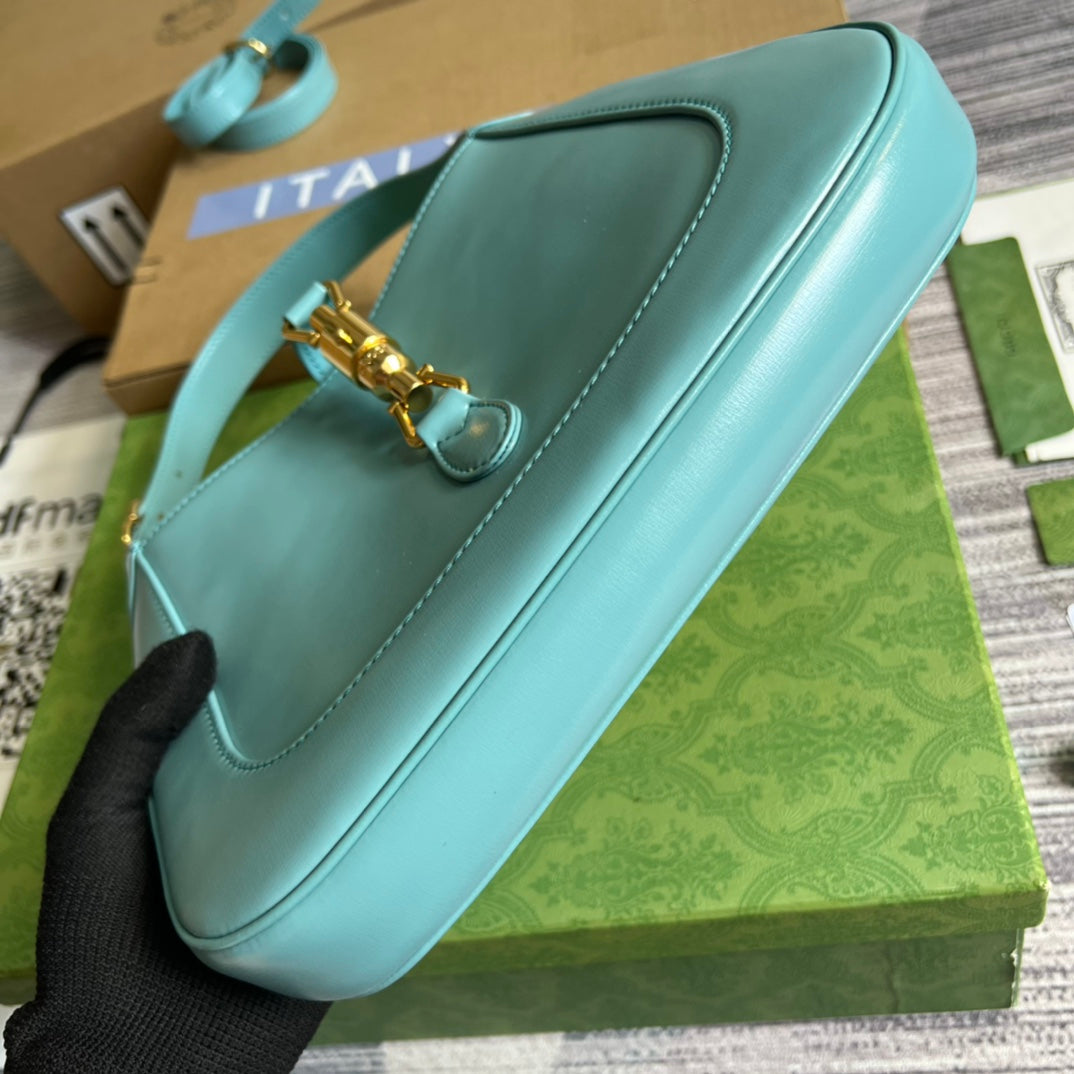 GUCCI JACKIE SMALL 28 SHOULDER BAG IN BLUE PASTEL CALFSKIN