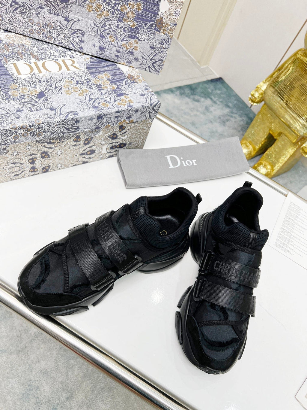 DIOR D-WANDER SNEAKERS IN BLACK TECHNICAL FABRIC AND SUEDE