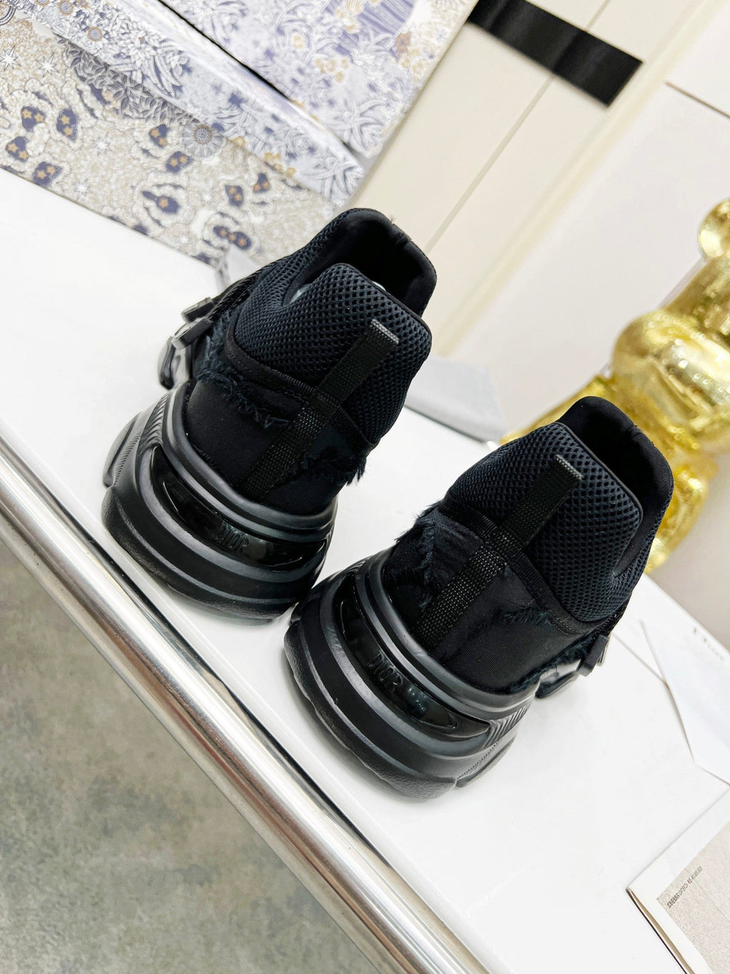 DIOR D-WANDER SNEAKERS IN BLACK TECHNICAL FABRIC AND SUEDE