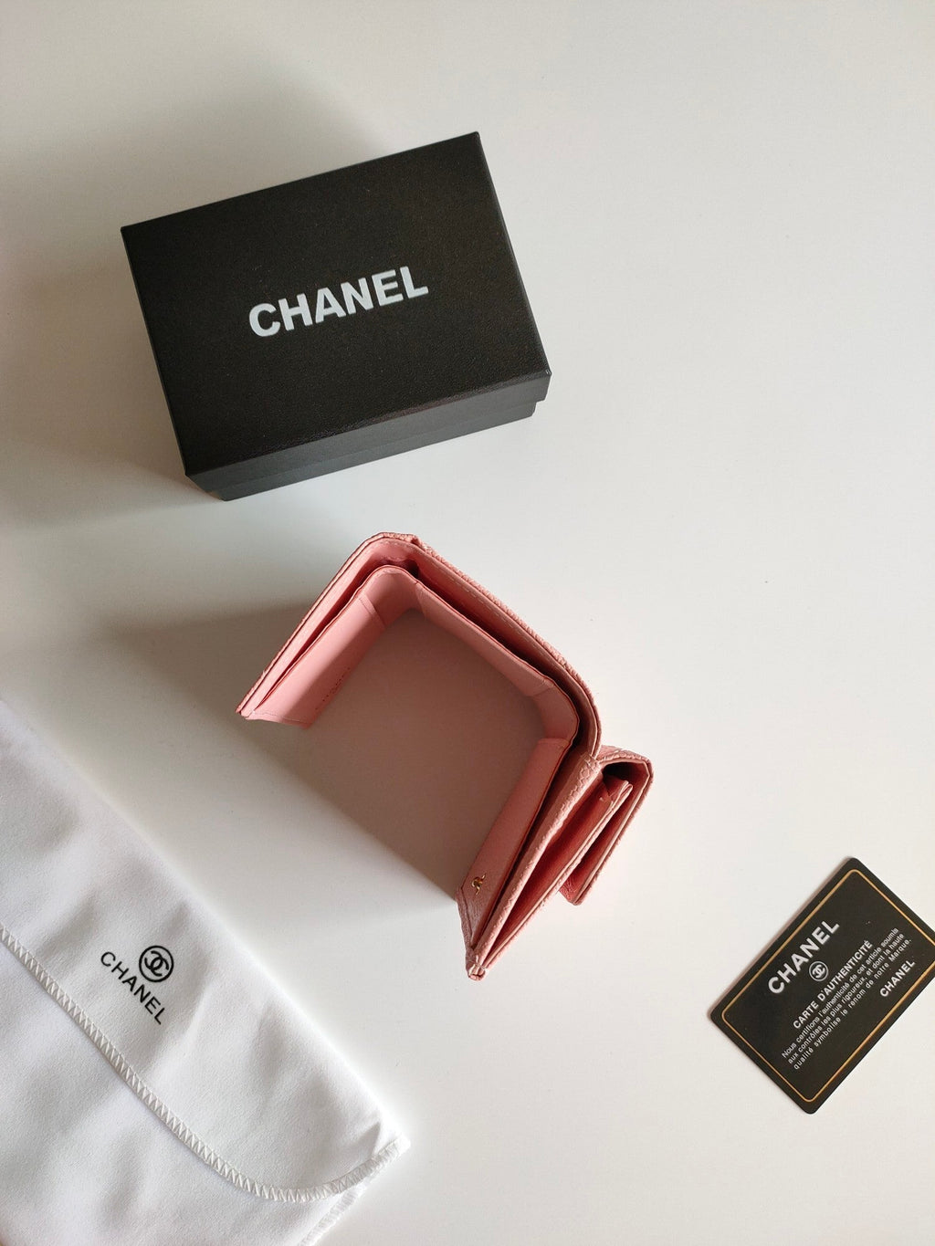 CHANEL TRIFOLD PURSE 12 PEACH GRAINED CALFSKIN GOLD ICON
