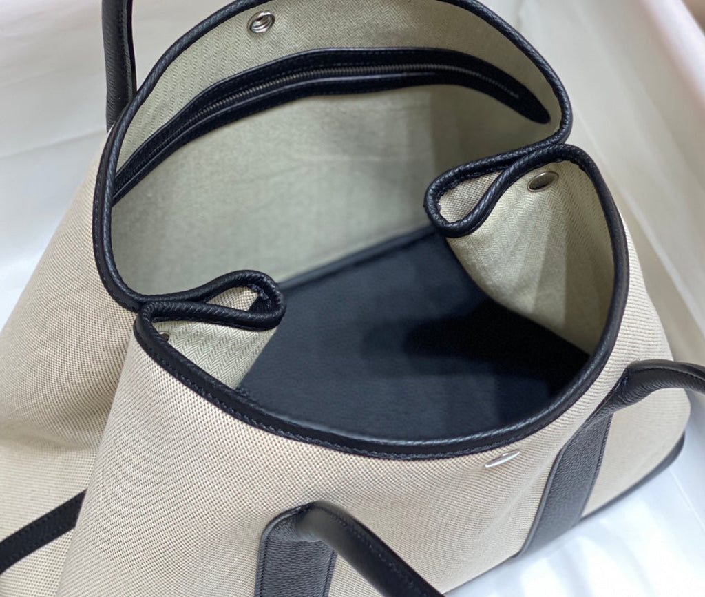 HERMES GARDEN PARTY 36CM IN WHITE TOILETS COTTON CANVAS AND BLACK CALFSKIN