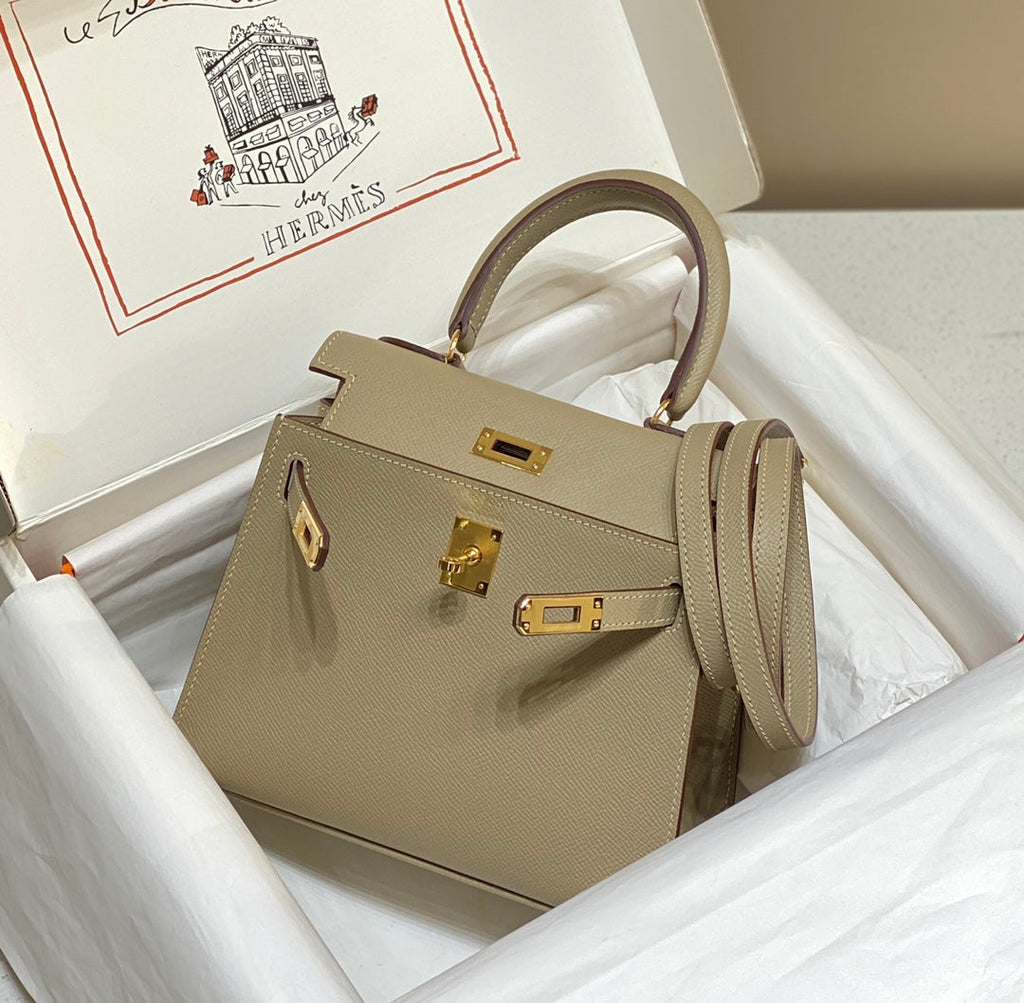 HERMES KELLY MINI 20 BAG IN TAN BROWN CALFSKIN WITH GOLD HARDWARE