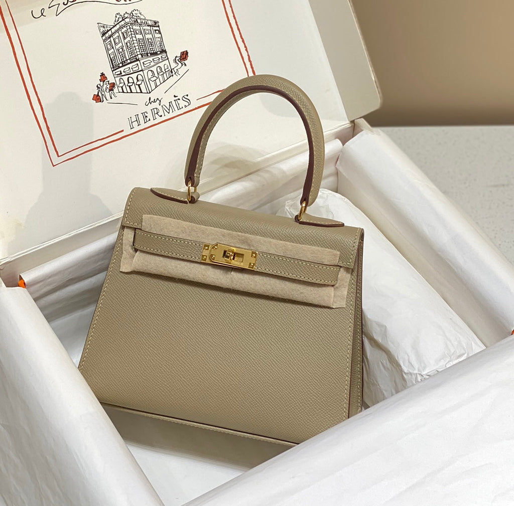 HERMES KELLY MINI 20 BAG IN TAN BROWN CALFSKIN WITH GOLD HARDWARE
