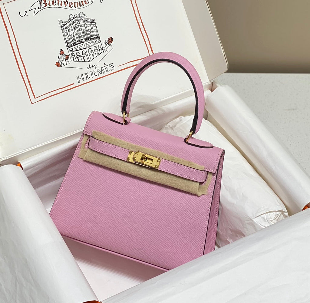 HERMES KELLY MINI 20 BAG IN BABY PINK CALFSKIN WITH GOLD HARDWARE