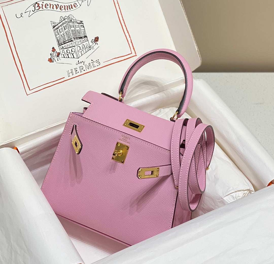HERMES KELLY MINI 20 BAG IN BABY PINK CALFSKIN WITH GOLD HARDWARE