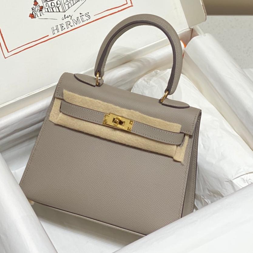 HERMES KELLY MINI 20 BAG IN LIGHT BROWN CALFSKIN WITH GOLD HARDWARE