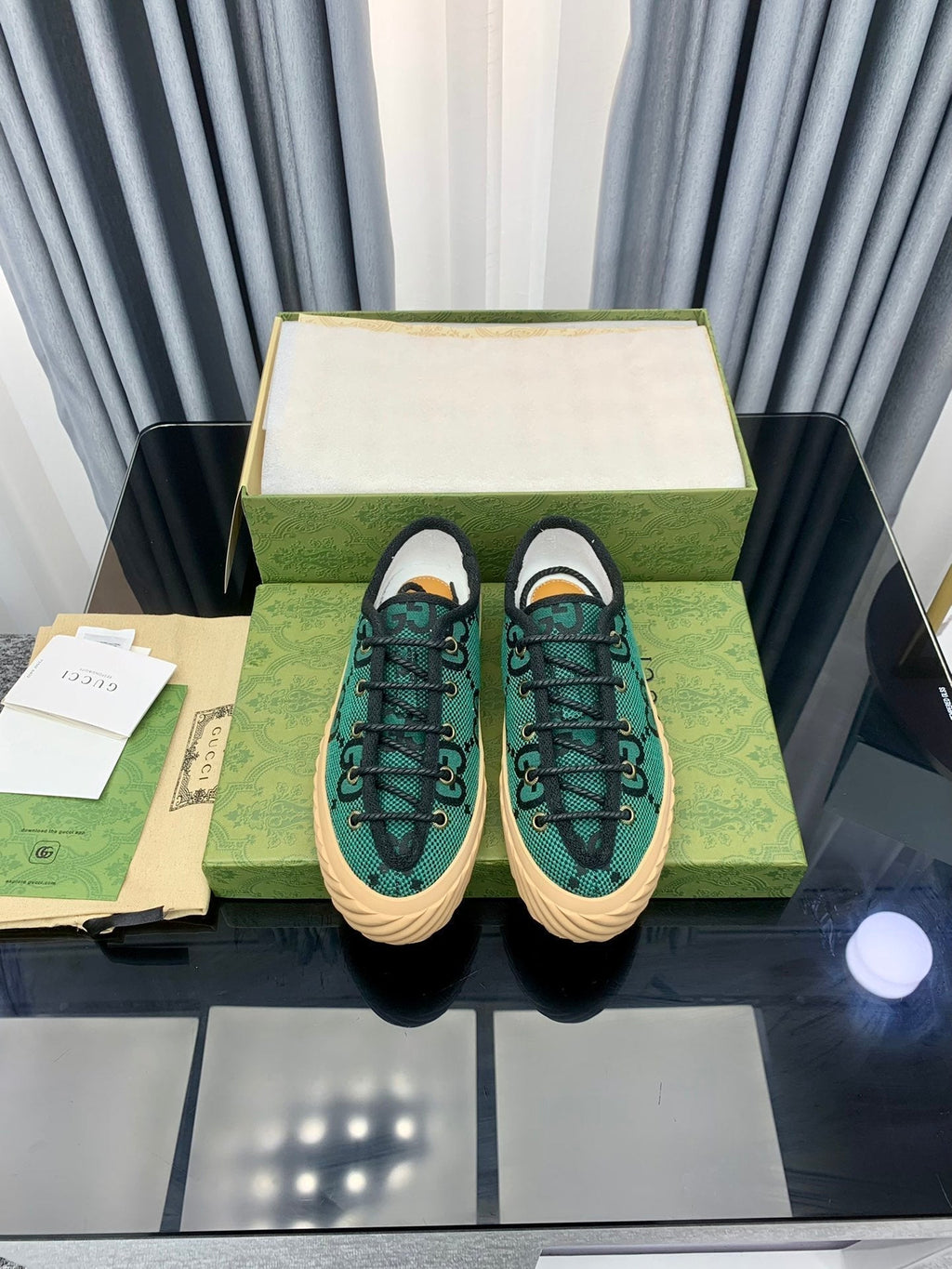 GUCCI UNIQUE SNEAKER THICK-SOLE CASTLETON GREEN CANVAS