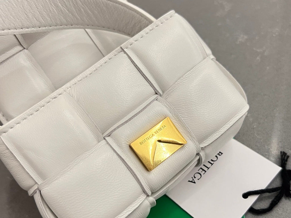 BOTTEGA VENETA MINI CASSETTE 12 IN WHITE LAMBSKIN