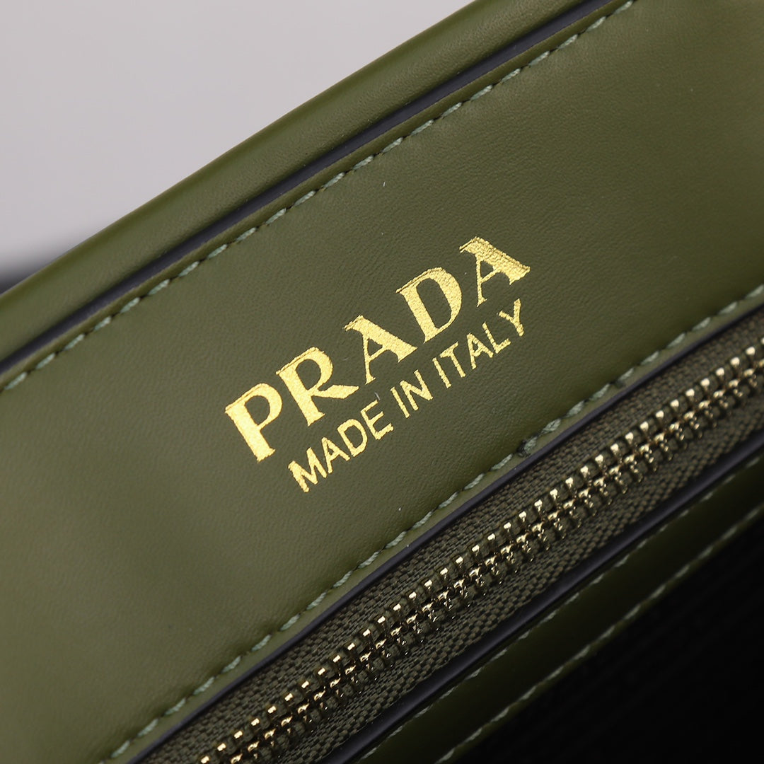 PRADA LARGE 39 TOTE IN OLIVE GREEN CALFSKIN GOLD HARDWARE