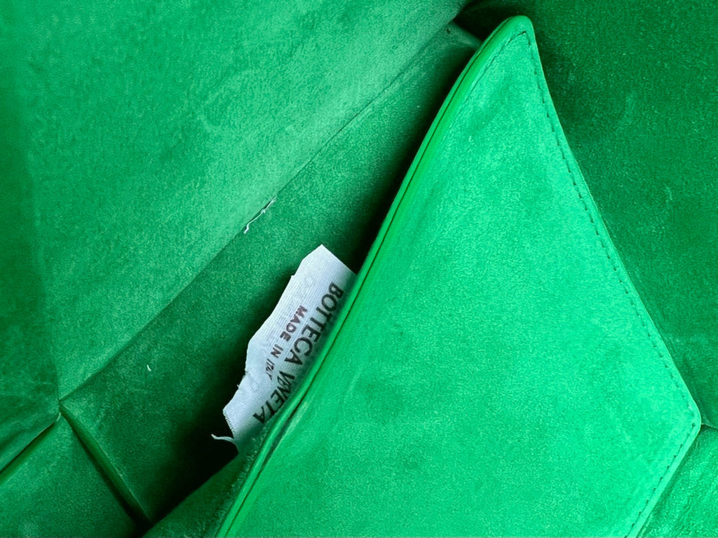 BOTTEGA VENETA ARCO TOTE 36 IN MANTIS GREEN CALFSKIN