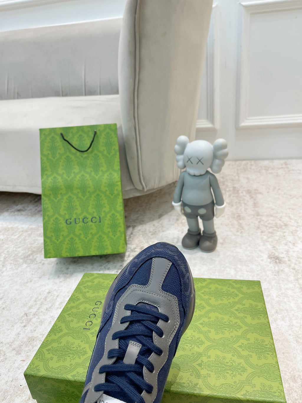 GUCCI RHYTON TRAINER NAVY AND GRAY LAMBSKIN