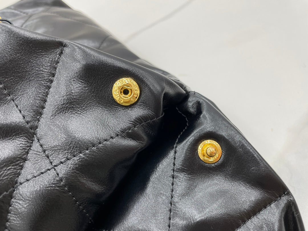 CHANEL LARGE 42 HANDBAG IN BLACK CALFSKIN GOLD HARDWARE