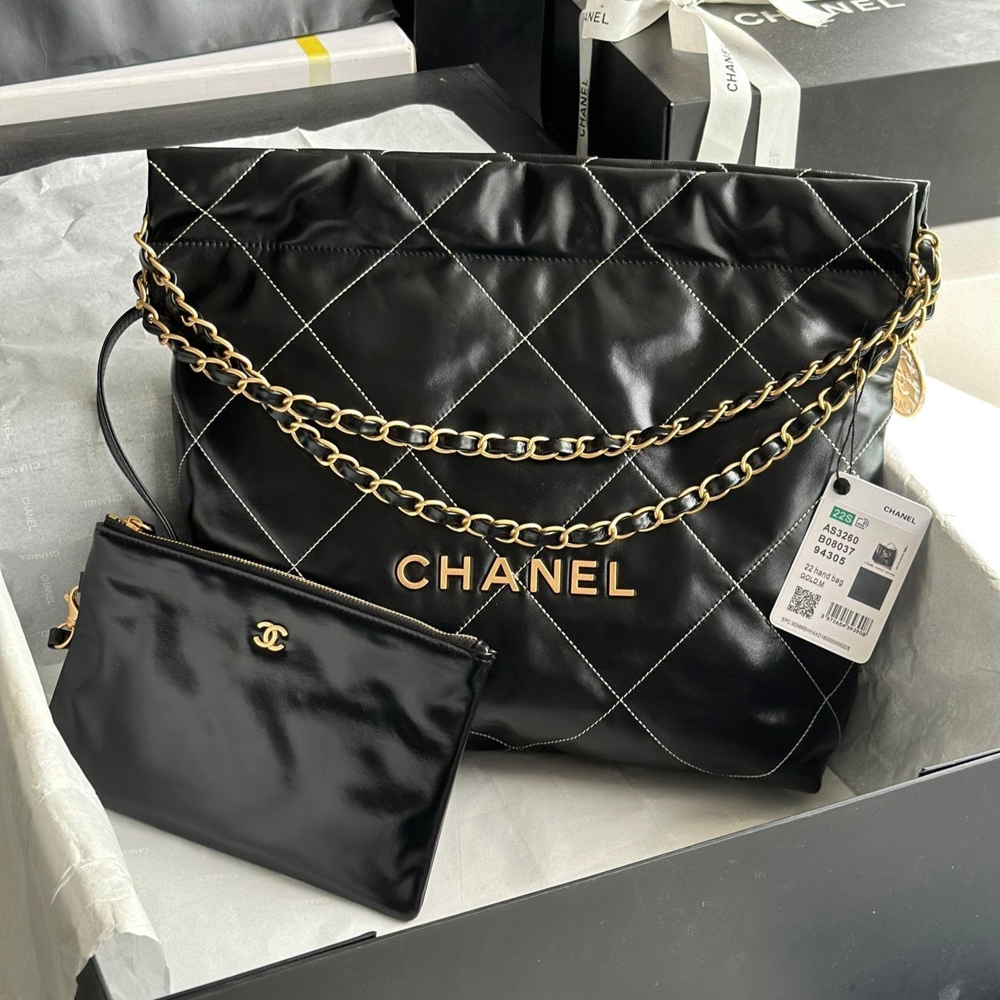 CHANEL MEDIUM 37 HANDBAG IN BLACK SHINY CALFSKIN GOLD HARDWARE