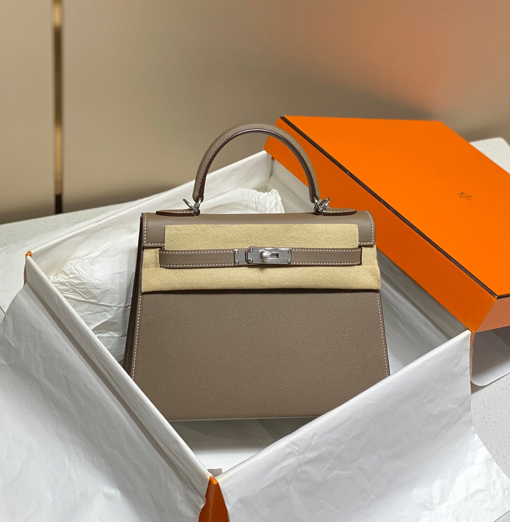 HERMES KELLY 28CM IN ETOUPE EPSOM CALFSKIN SLIVER HARDWARE