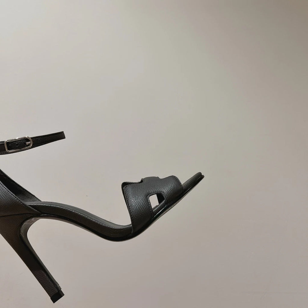 HERMES PREMIERE 115 SANDAL IN DARK GRAY CALFSKIN