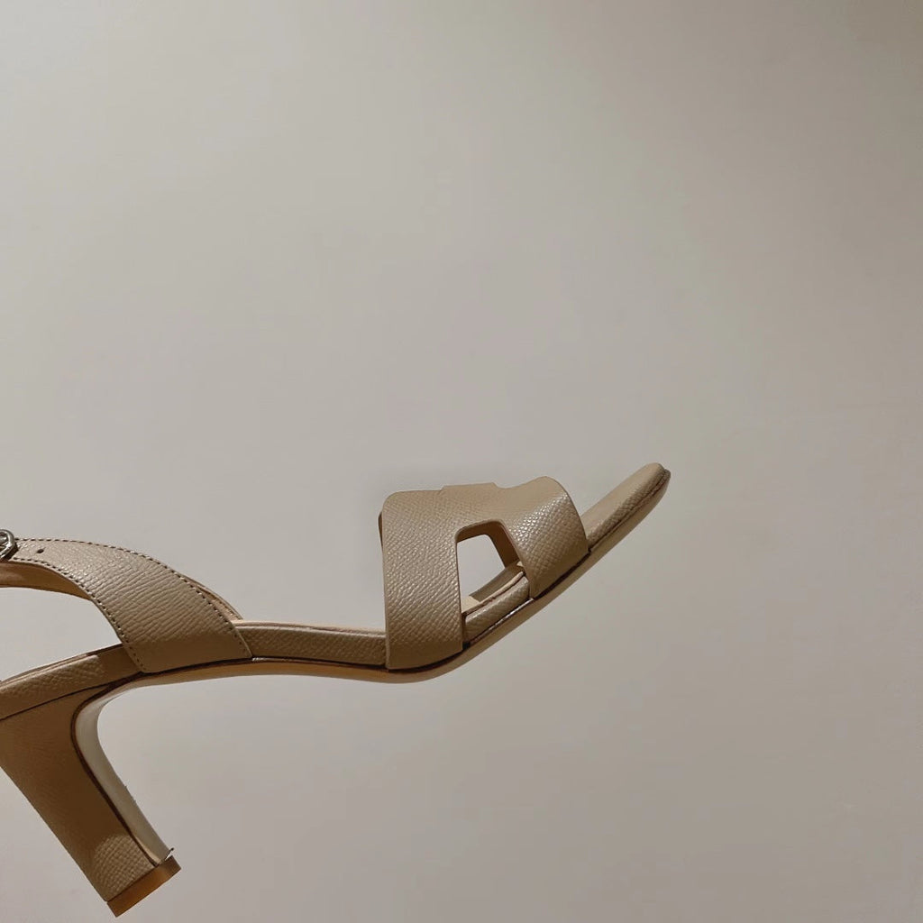 HERMES HOLY 75 SANDAL IN BISQUE BEIGE GRAINED CALFSKIN