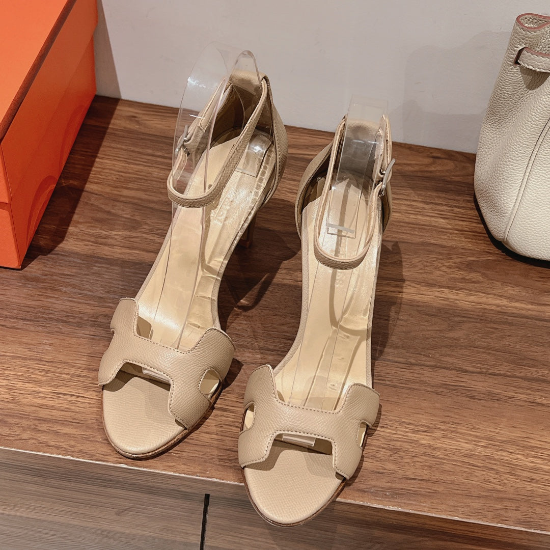 HERMES PREMIERE 105 SANDAL IN SAND BROWN CALFSKIN