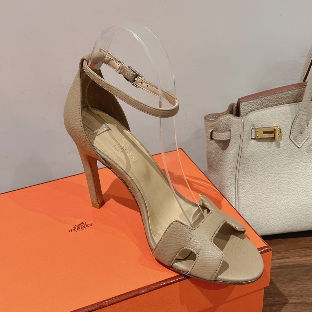 HERMES PREMIERE 115 SANDAL IN SAND BROWN CALFSKIN