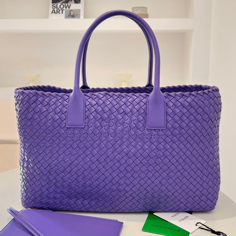 BOTTEGA VENETA LARGE CABAT 51 IN MAUVE PURPLE LAMBSKIN