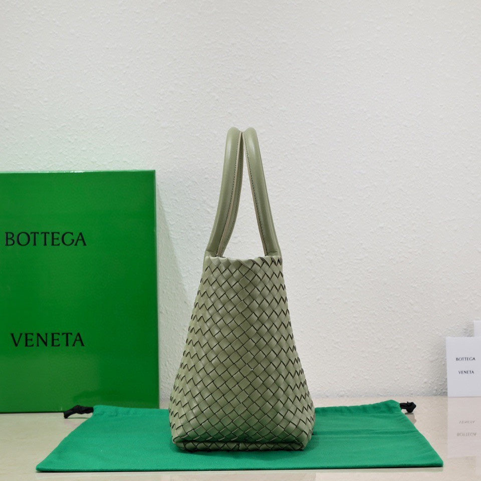 BOTTEGA VENETA Large Cabat 45cm Light Green Lambskin Ghw
