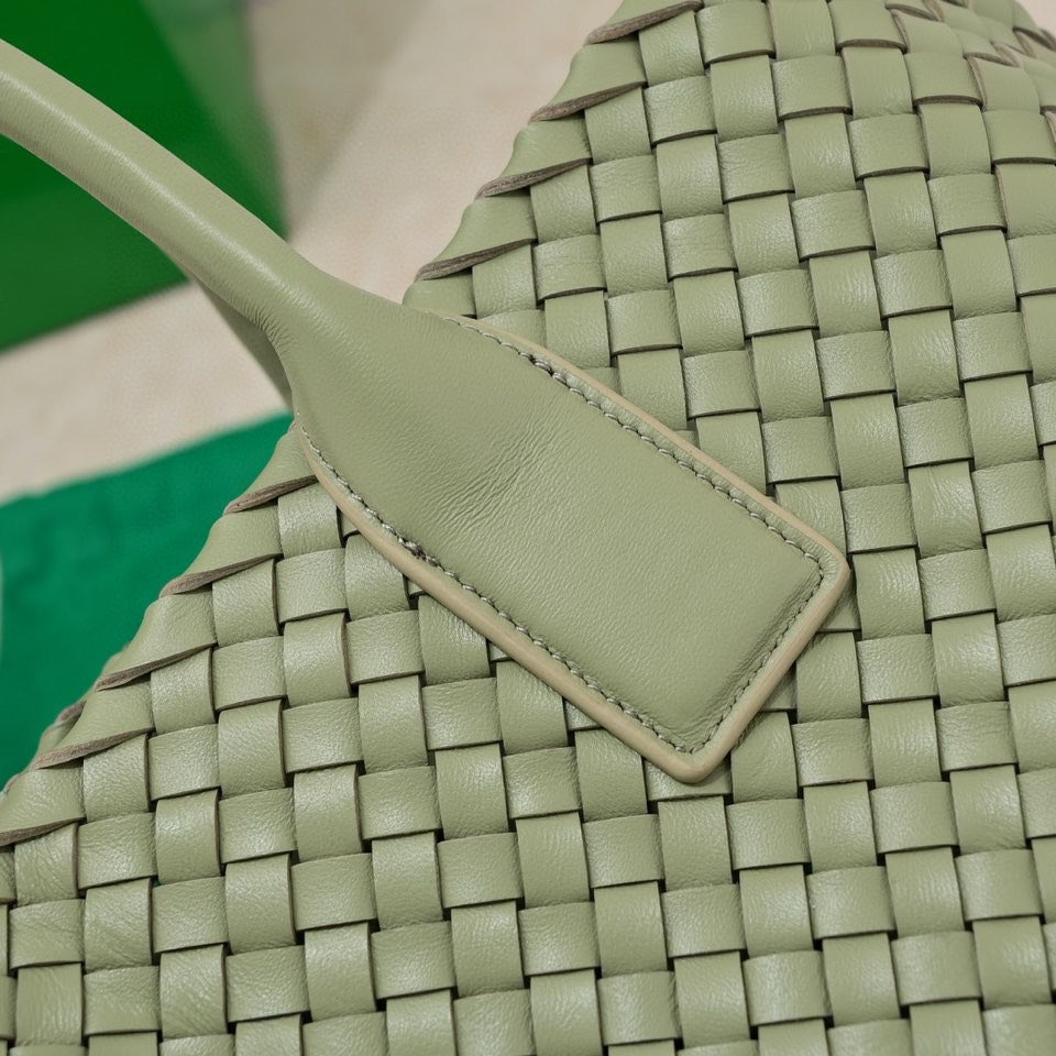BOTTEGA VENETA Large Cabat 45cm Light Green Lambskin Ghw