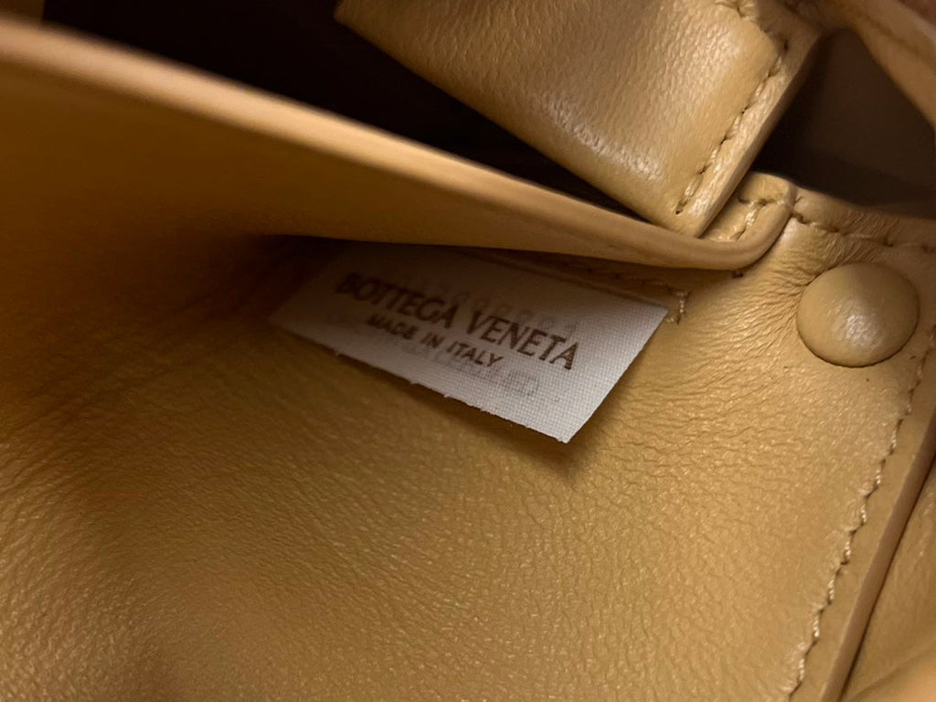 BOTTEGA VENETA BRICK CASSETTE 28 IN HARVEST GOLD CALFSKIN