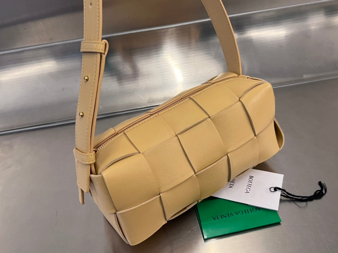 BOTTEGA VENETA BRICK CASSETTE 28 IN HARVEST GOLD CALFSKIN
