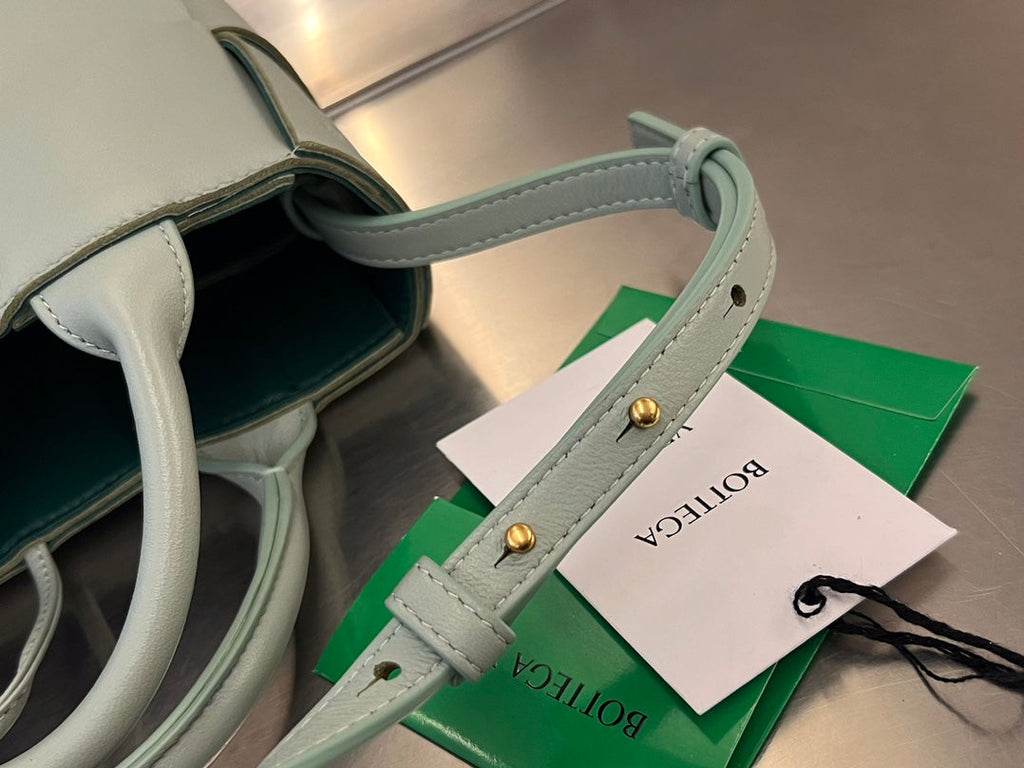 BOTTEGA VENETA CANDY ARCO TOTE 20 IN XANADU GRAY CALFSKIN