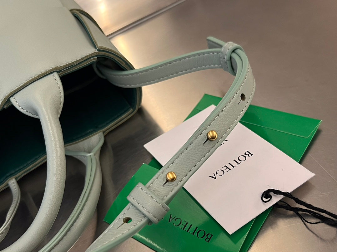 BOTTEGA VENETA CANDY ARCO TOTE 20 IN XANADU GRAY CALFSKIN