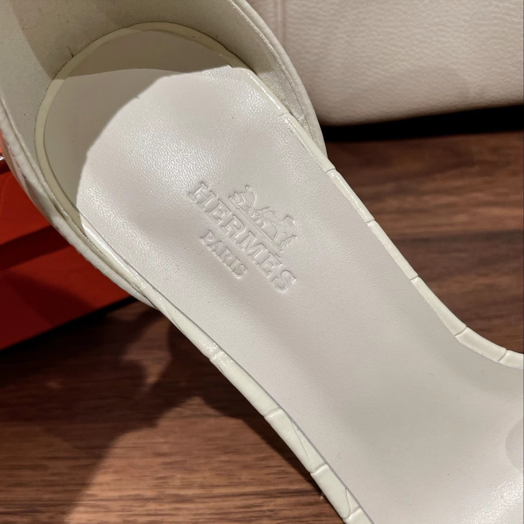 HERMES PREMIERE 115 SANDAL IN WHITE CALFSKIN