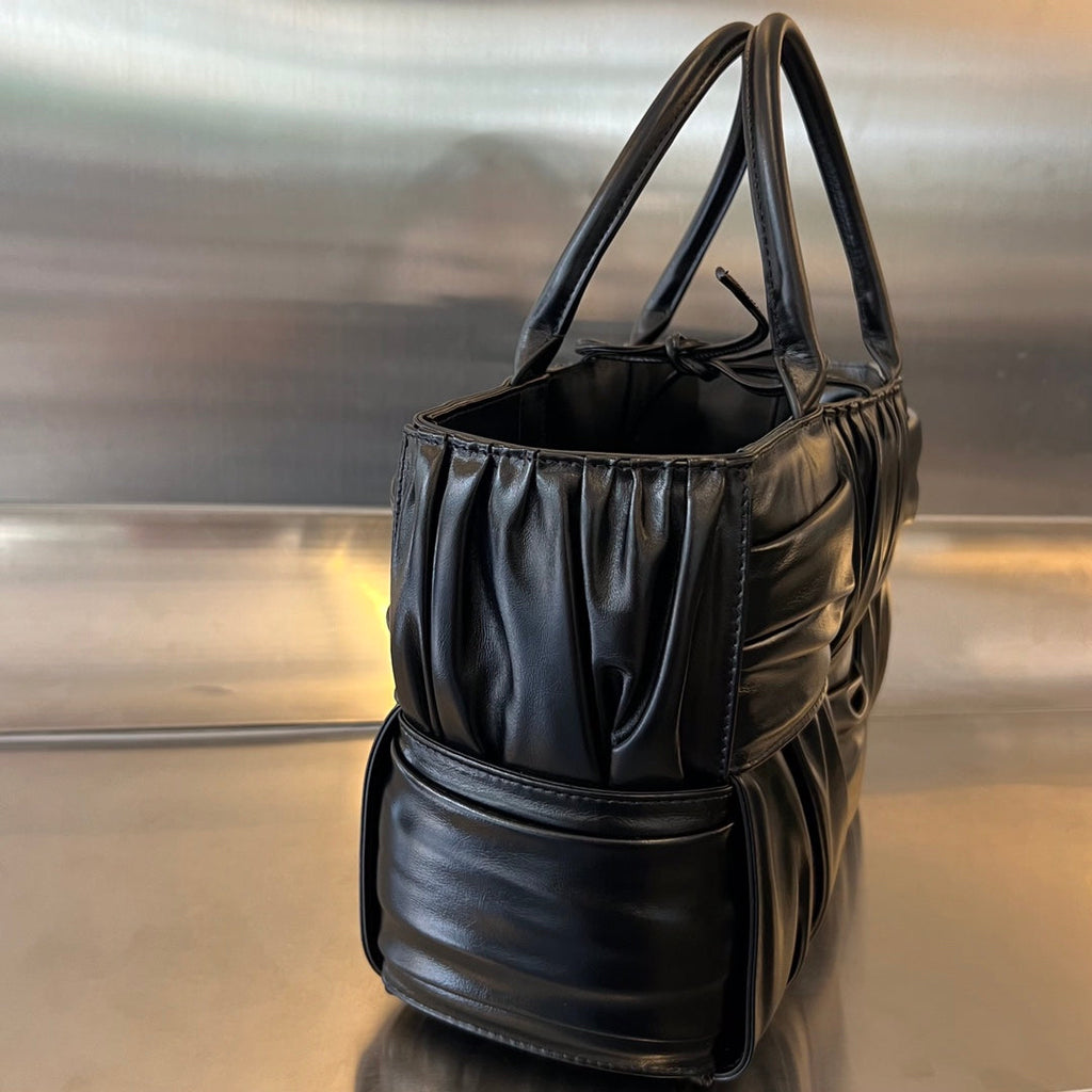 BOTTEGA VENETA SMALL ARCO TOTE 30 IN BLACK SOFT LAMBSKIN