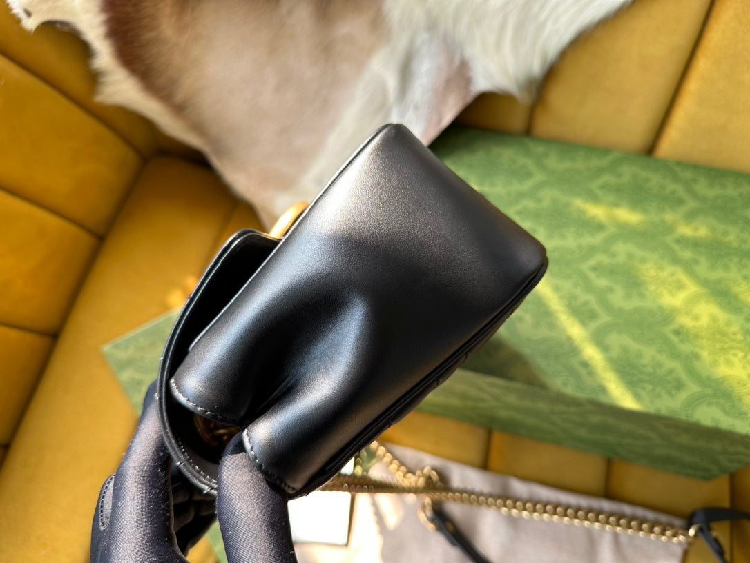 GUCCI MARMONT MINI 18 HANDBAG IN BLACK CALFSKIN