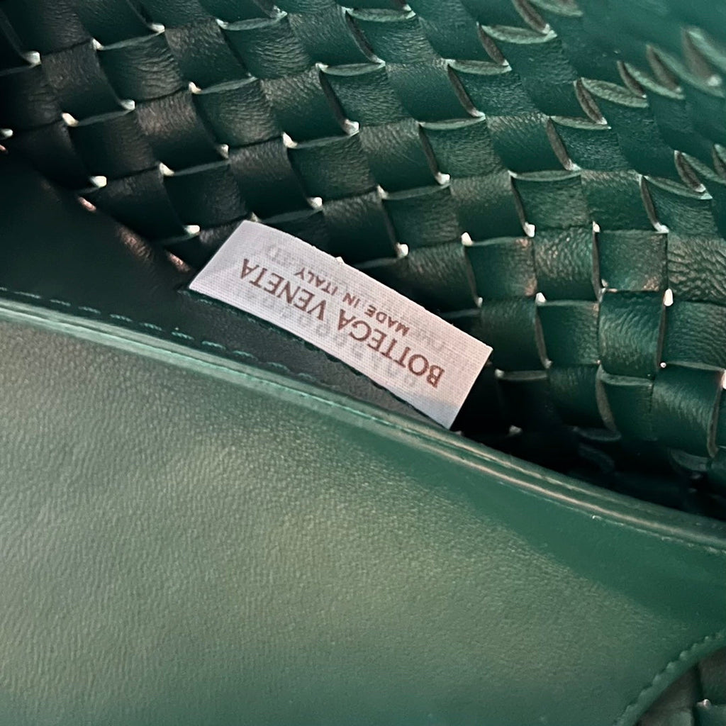 BOTTEGA VENETA LARGE CABAT 51 IN KAITOKE GREEN LAMBSKIN