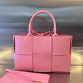 BOTTEGA VENETA SMALL ARCO TOTE 30 IN WEWAK PINK LAMBSKIN