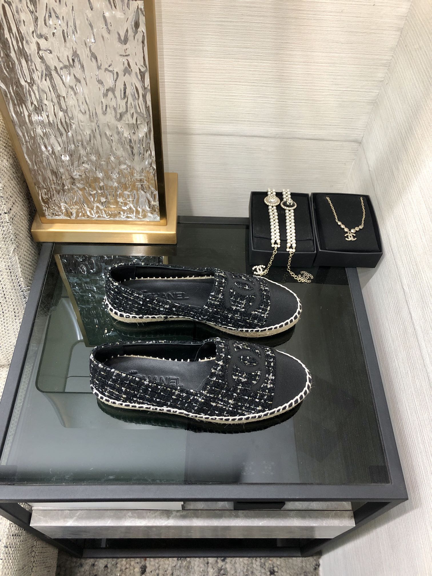 CHANEL LOAFER IN BLACK MIX WHITE WOOL TWEED