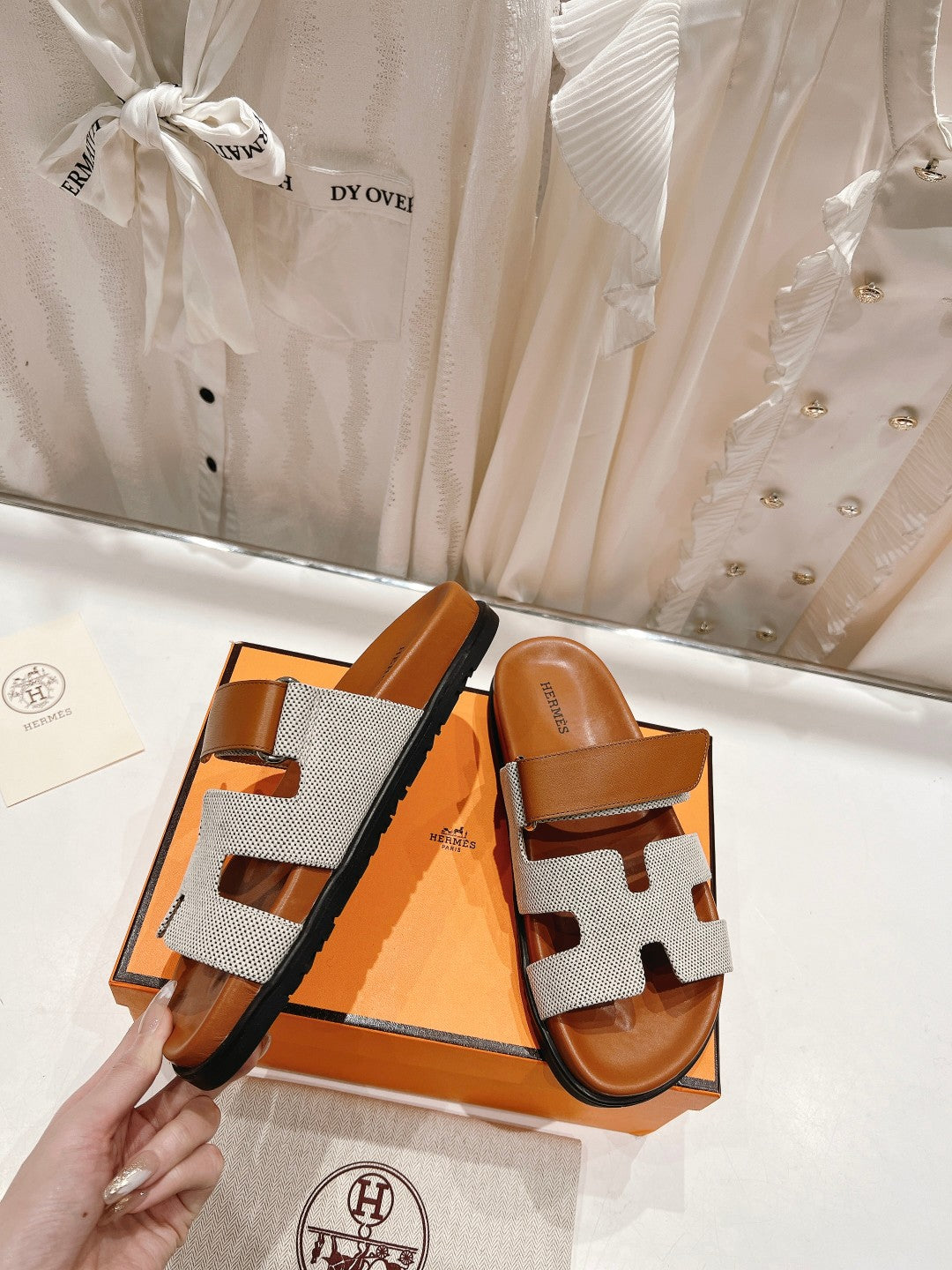 HERMES CHYPRE SANDAL BRIGHT BROWN LAMBSKIN AND SILVER DENIM