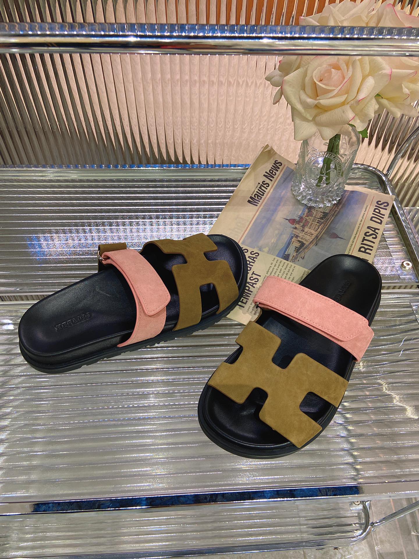 HERMES CHYPRE SANDAL ARMY MIX LIGHT PINK SUEDE