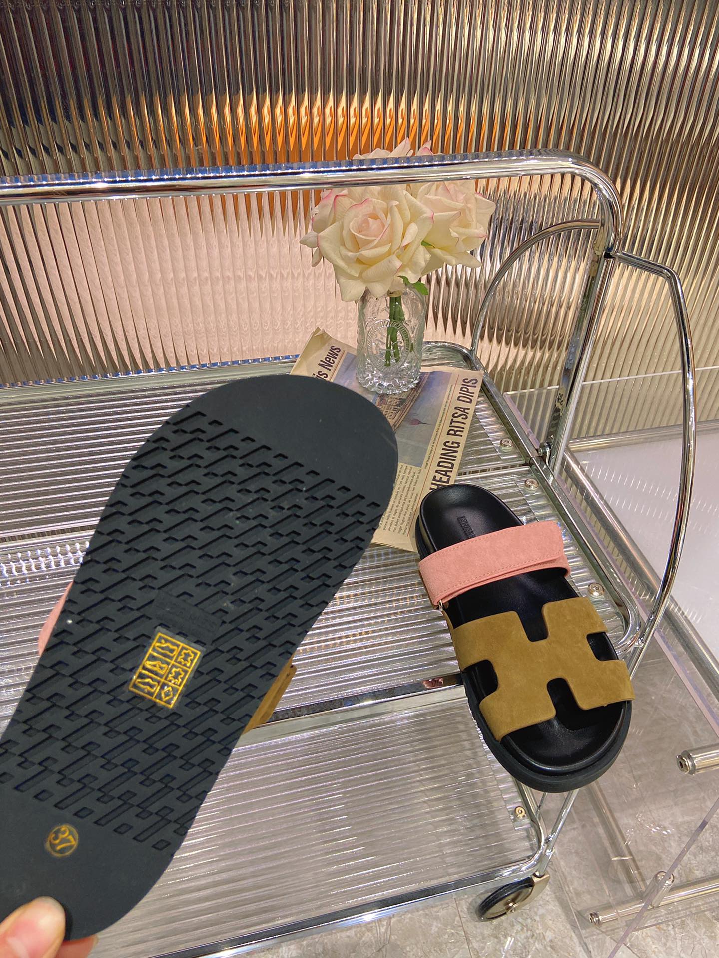 HERMES CHYPRE SANDAL ARMY MIX LIGHT PINK SUEDE