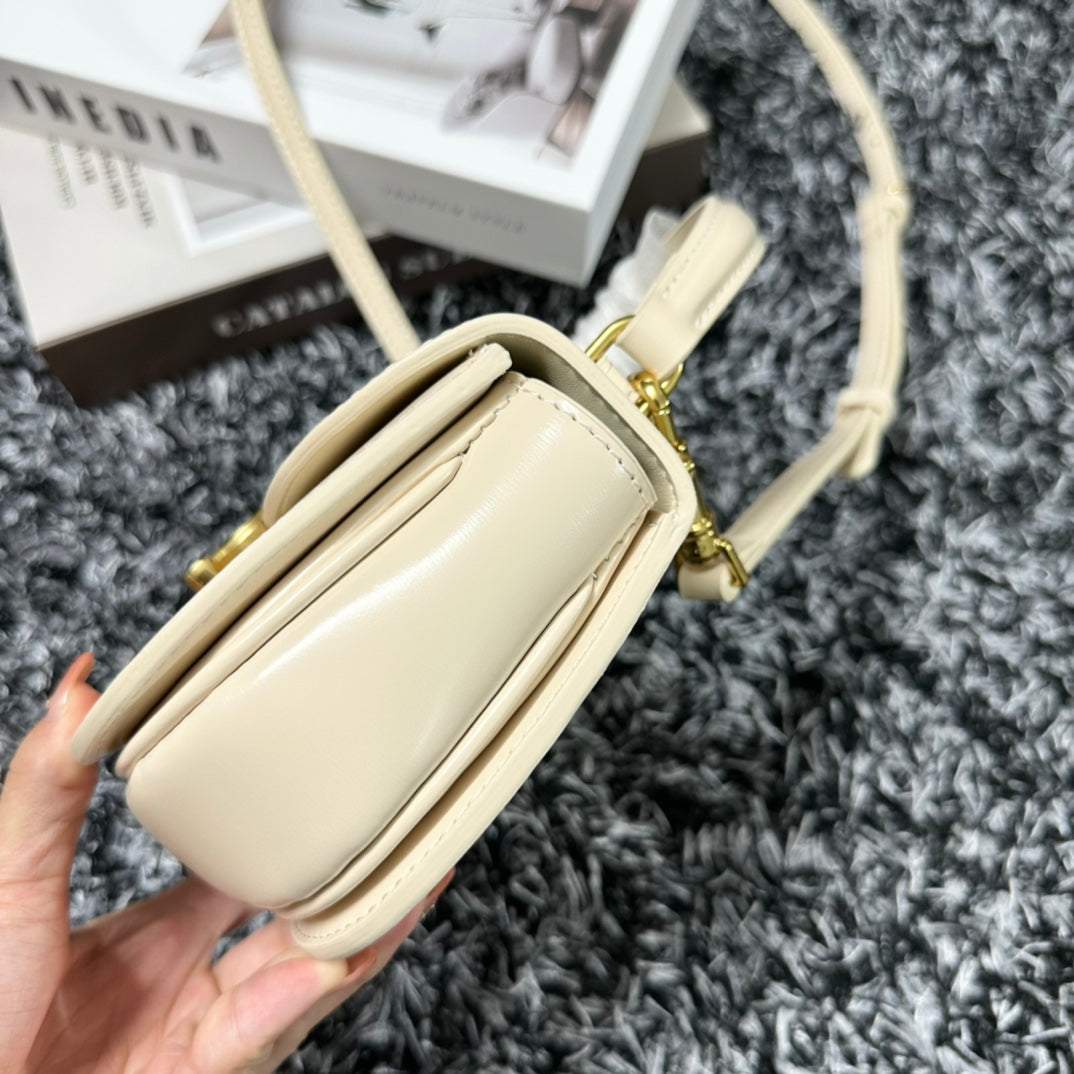 CELINE BESACE TRIPHOME 17 CALFSKIN WHITE