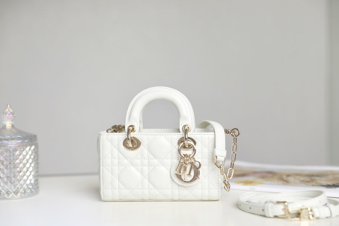DIOR LADY D-JOY MICRO 16 IN WHITE LAMBSKIN